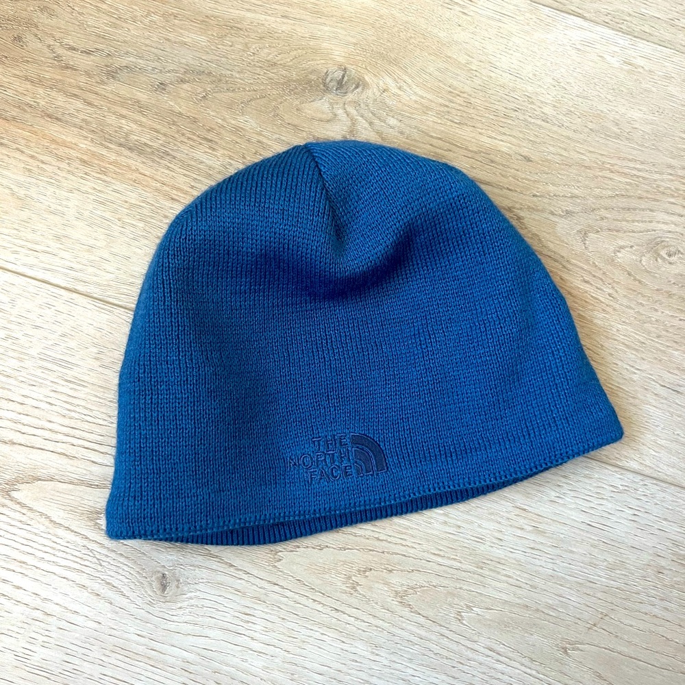 Blue North Face skully